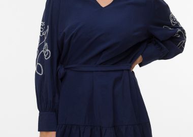 Μίνι φόρεμα βισκόζη με κεντήματα και ζώνη VERO MODA -  - 