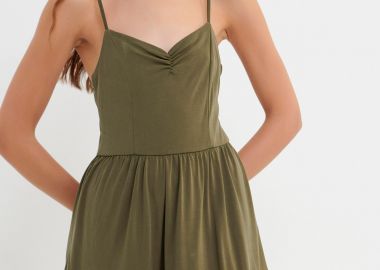 Μίνι φόρεμα με τιράντες και βολάν - FUNKY BUDDHA - 