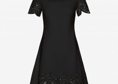 Mini Short-Sleeved Dress in Black - Cutcuutur - 