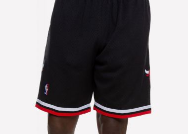 Mitchell & Ness Chicago Bulls 1997-98 Swingman Shorts (9000079442_44884) - Mitchell & Ness - 