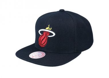Mitchell Ness NBA Miami Heat Top Spot Snapback Hwc Heat HHSS2976MHEYYPPPBLCK - Mitchell & Ness - 