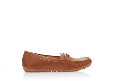 Μοκασίνια κάμελ δερματίνη με εξωτερικές ραφές και αγκράφα ΚΑΜΕΛ - Tsoukalas - 