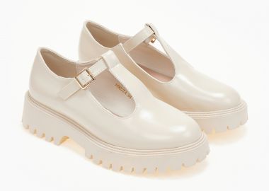 Μοκασίνια με τρακτερωτή σόλα - Μπεζ - Issue - 