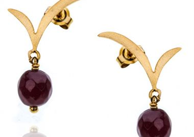 Μοντέρνο χειροποίητο ζευγάρια σκουλαρίκια από επιχρυσωμένο ασήμι με πέτρα ρουμπινιού -  - 