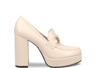 Μπεζ loafer με ψηλό τακούνι - MIGATO - 