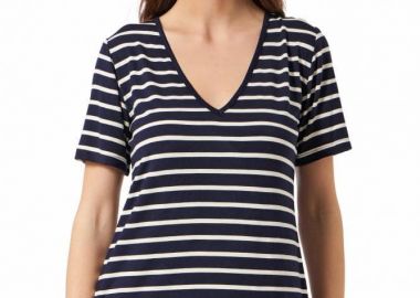 ΜΠΛΕ ΡΙΓΕ ΜΠΛΟΥΖΑ ΜΕ ΛΑΙΜΟΚΟΨΗ 