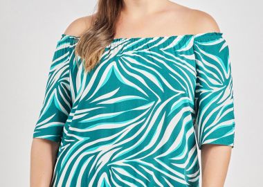 Μπλούζα βισκόζη off-shoulder με βολάν εμπριμέ τρόπικαλ -  - 