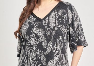 Μπλούζα ελαστική εμπριμέ με σχέδιο λαχούρια -  - 