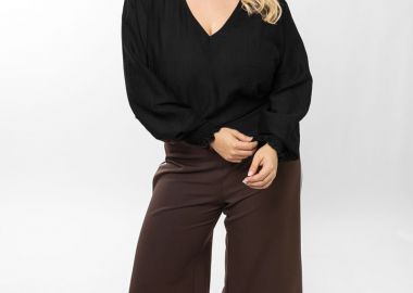 Μπλούζα ημιδιάφανη με φουλάρι σε μαύρο χρώμα -  - 