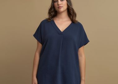 Μπλούζα κρεπ airwashed με V-λαιμόκοψη και πιέτα μπροστά - MAT FASHION - 