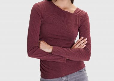 Μπλούζα μονόχρωμη με σούρες - 5206634976284 -  - 