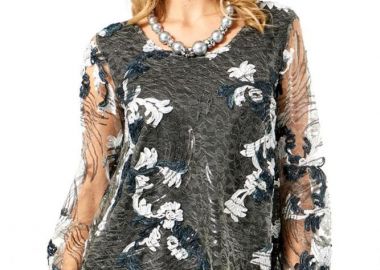 ΜΠΛΟΥΖΑ ΜΕ ΔΑΝΤΕΛΑ ΚΑΙ ΣΟΥΡΑ ΣΤΑ ΜΑΝΙΚΙΑ - Anna Raxevsky - 