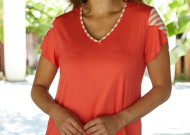 ΜΠΛΟΥΖΑ ΡΙΓΕ ΜΕ V - Anna Raxevsky - 