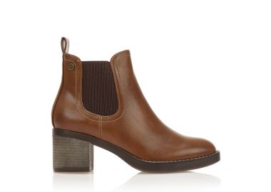 Μποτάκια κάμελ δερματίνη με χοντρό τακούνι και λάστιχο στο πλάι ΚΑΜΕΛ - Tsoukalas - 