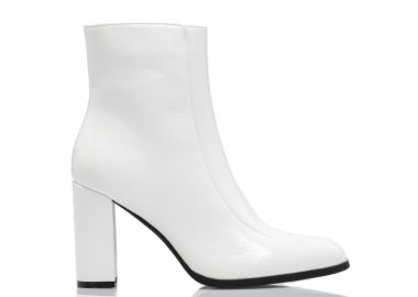 Μποτάκια λευκά λουστρίνι μυτερά με ραφές ΚΟΥΦΕΤΙ - Tsoukalas - 