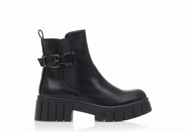 Μποτάκια μαύρα δερματίνη με αγκράφα και ιδιαίτερη σόλα ΜΑΥΡΟ - Tsoukalas - 