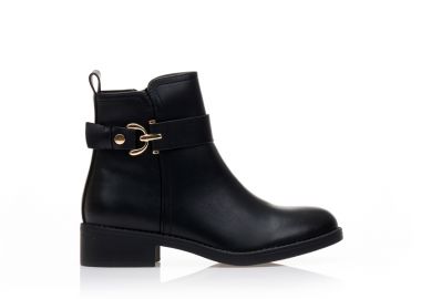 Μποτάκια μαύρα δερματίνη με διακοσμητικό λουράκι και αγκράφα ΜΑΥΡΟ - Tsoukalas - 