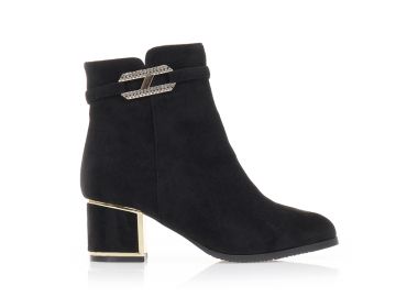 Μποτάκια μαύρα σουετ με αγκράφα με στρας και στρογγυλό τελείωμα ΜΑΥΡΟ - Tsoukalas - 