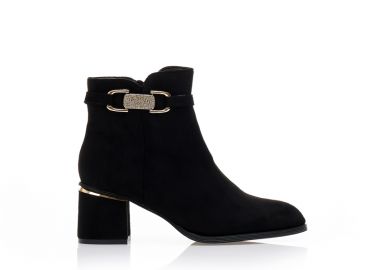 Μποτάκια μαύρα σουέτ με χρυσή αγκράφα από στρας και λεπτομέρεια στο τακούνι ΜΑΥΡΟ - Tsoukalas - 