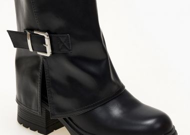 Μποτάκια με γκέτα και μεταλλική αγκράφα - Μαύρο - Issue - 