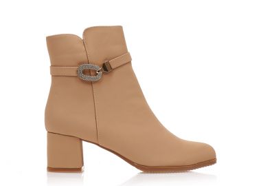 Μποτάκια μπεζ δερματίνη με αγκράφα ΜΠΕΖ - Tsoukalas - 