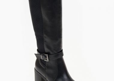 Μπότες με χοντρό τακούνι και διακοσμήτικο ζωνάκι - Μαύρο - Issue - 