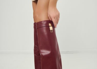 Μπότες Ψηλές Με Χρυσή Λεπτομέρεια -  - 