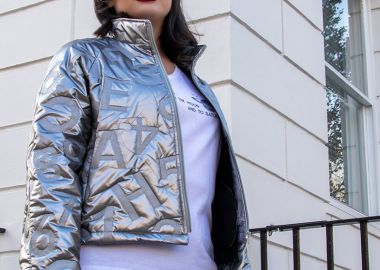 Μπουφάν κοντό σε ασημί χρώμα -  - 