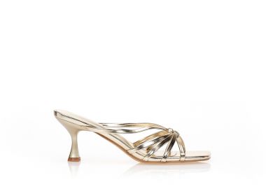 Mules χρυσά με λουράκια ΧΡΥΣΟ - Tsoukalas - 