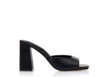 Mules μαύρα δερματίνη με εφέ animal print ΜΑΥΡΟ - Tsoukalas - 