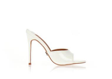 Mules TSOUKALAS λευκά λουστρίνι με λεπτό τακούνι ΛΕΥΚΟ - Tsoukalas - 