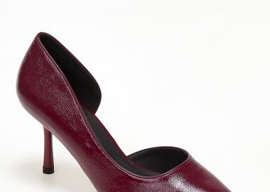 Μυτερές γόβες με άνοιγμα στο πλάι - Μπορντώ - Issue - 