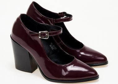 Μυτερές γόβες με χοντρό τακούνι και μπαρέτα - Μπορντώ - Issue - 