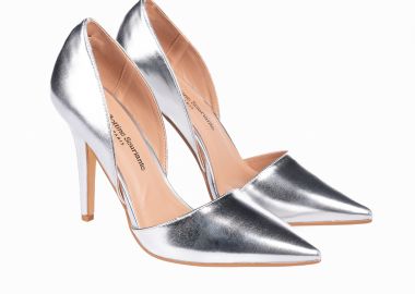 Μυτερές γόβες με λεπτό τακούνι και ανοίγματα - Ασημί - Issue - 