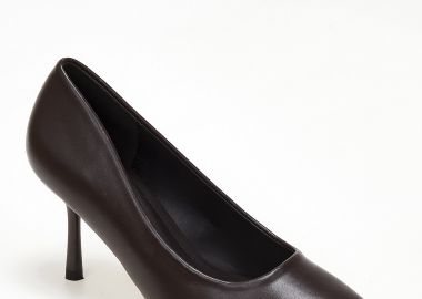 Μυτερές κλασσικές γόβες - Καφέ - Issue - 