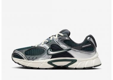Nike Wmns V5 RNR 'Seaweed Metallic Silver' HQ7901300 MBS - Nike Sportswear - 