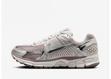Nike Zoom Vomero 5 Metallic Silver Platinum Violet Women's HV6417001 MBS - Nike - 