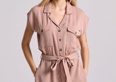 Ολόσωμη φόρμα σορτς με ζώνη από lyocell - FUNKY BUDDHA - 