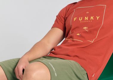Organic cotton t-shirt με minimal branded τύπωμα - FUNKY BUDDHA - 