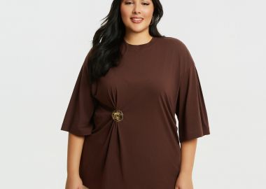 Oversized βαμβακερό t-shirt με μεταλλική λεπτομέρεια - MAT FASHION - 