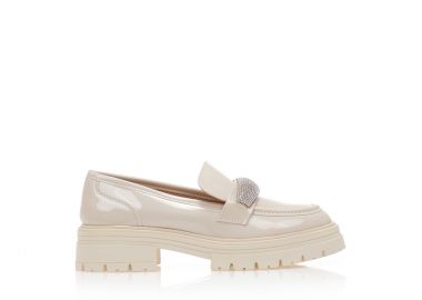 Oxfords μπεζ λουστρίνι με αγκράφα από στρας ΜΠΕΖ - Tsoukalas - 