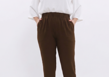 Παντελόνι με λάστιχο σε καφέ χρώμα plus size -  - 