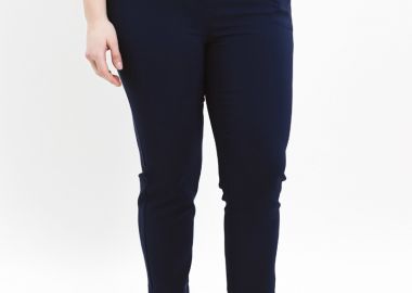 Παντελόνι με λάστιχο στο πίσω μέρος σε μπλε σκούρο χρώμα -  - 