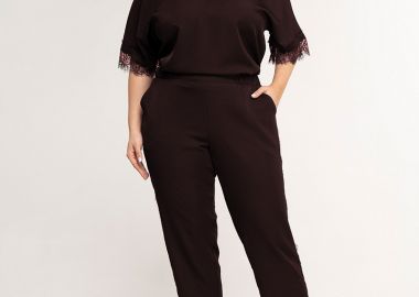 Παντελόνι με λεπτή δαντέλα σε καφέ χρώμα -  - 