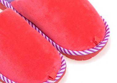 Παντόφλες φούξια σουέτ με ριγέ λεπτομέρειες ΦΟΥΞΙΑ - Tsoukalas - 