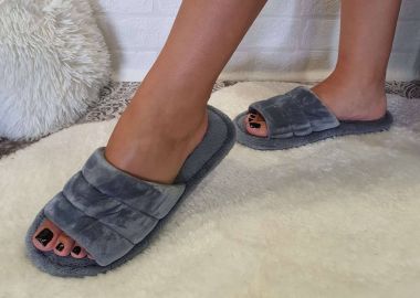 Παντόφλες γούνινες με φαρδιά φάσα - Γκρι - Issue - 