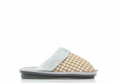 Παντόφλες καφέ υφασμάτινες με γουνάκι και γυαλιστερές κλωστές ΚΑΦΕ - Tsoukalas - 