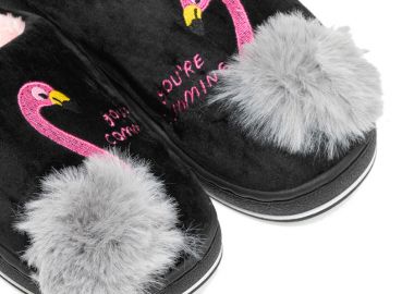 Παντόφλες μαύρο και ροζ σουέτ με γούνα σχέδιο Flamingo ΜΑΥΡΟ - Tsoukalas - 
