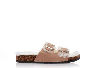 Παντόφλες μπεζ σουέτ με γούνα και διπλή ρυθμιζόμενη φάσα ΜΠΕΖ - Tsoukalas - 