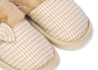 Παντόφλες μπεζ σουέτ pied de poule με φιόγκο ΜΠΕΖ - Tsoukalas - 